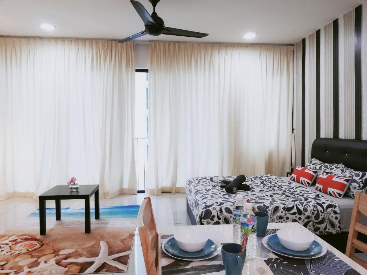 Peanut Butter Homestay - Trefoil Setia Alam Shah Alam Dış mekan fotoğraf